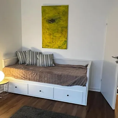 Maisonette Wohnung Mit Dachterrasse - Keine Vermietung An Monteure Duren Exterior photo