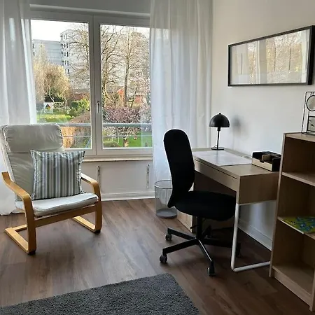 Maisonette Wohnung Mit Dachterrasse - Keine Vermietung An Monteure Duren Exterior photo