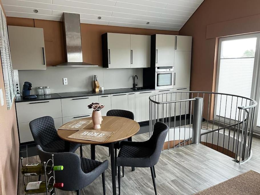 Maisonette Mit Dachterrasse - Keine Vermietung An Monteure
