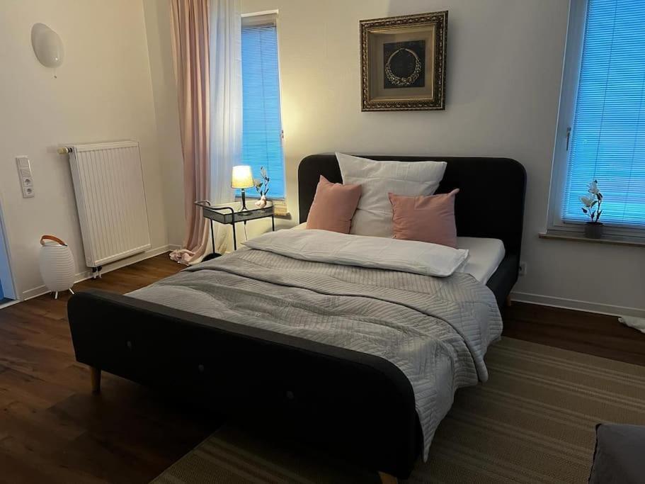 Apartment Maisonette Mit Dachterrasse - Keine Vermietung An Monteure Duren